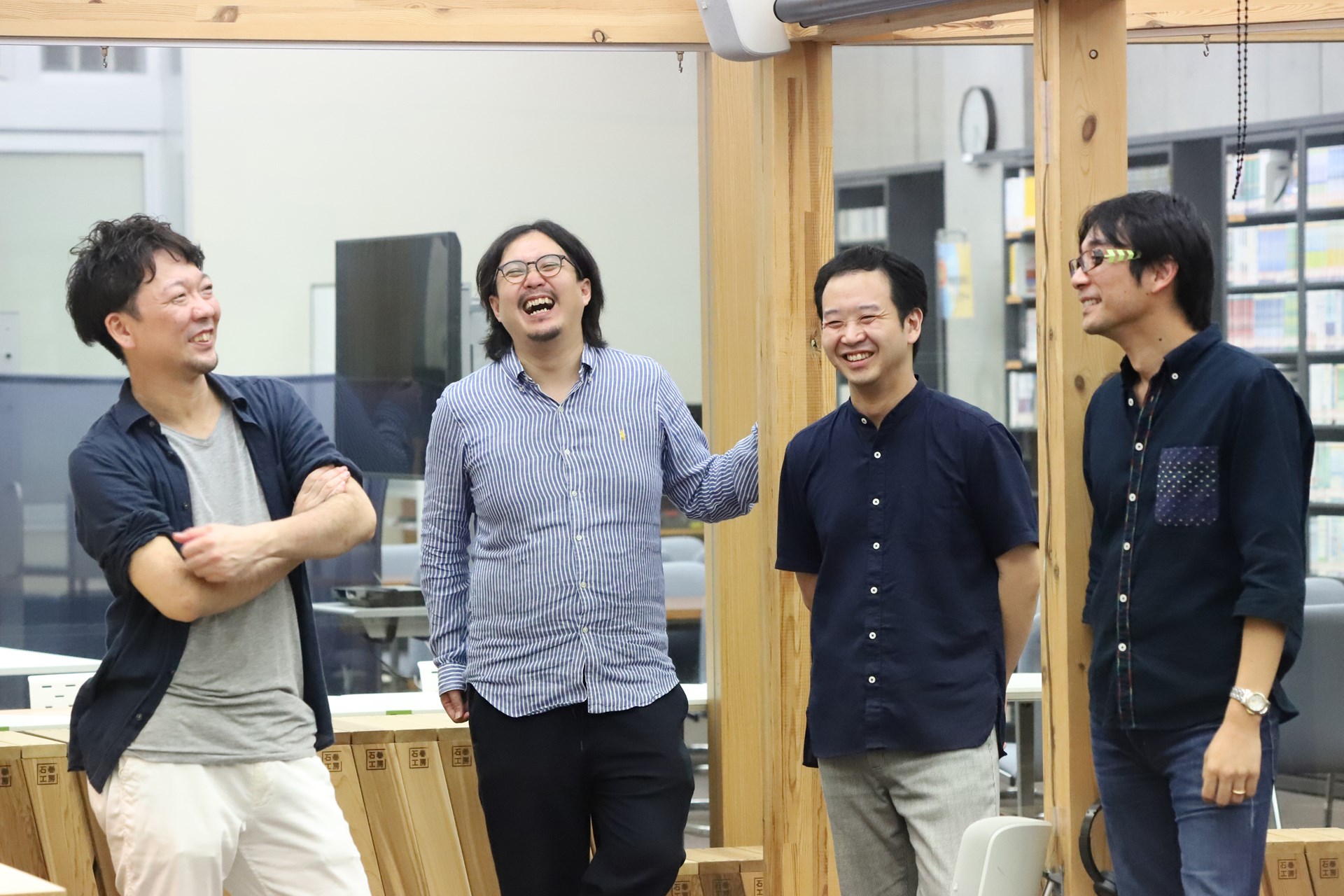 「勝手に事業構想」事業構想の若手教員どうしが気ままに事業構想を語り合う動画です