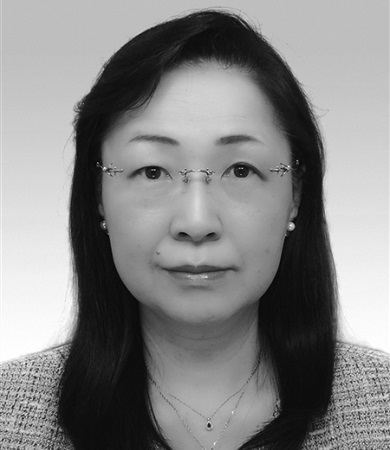 村中 峯子