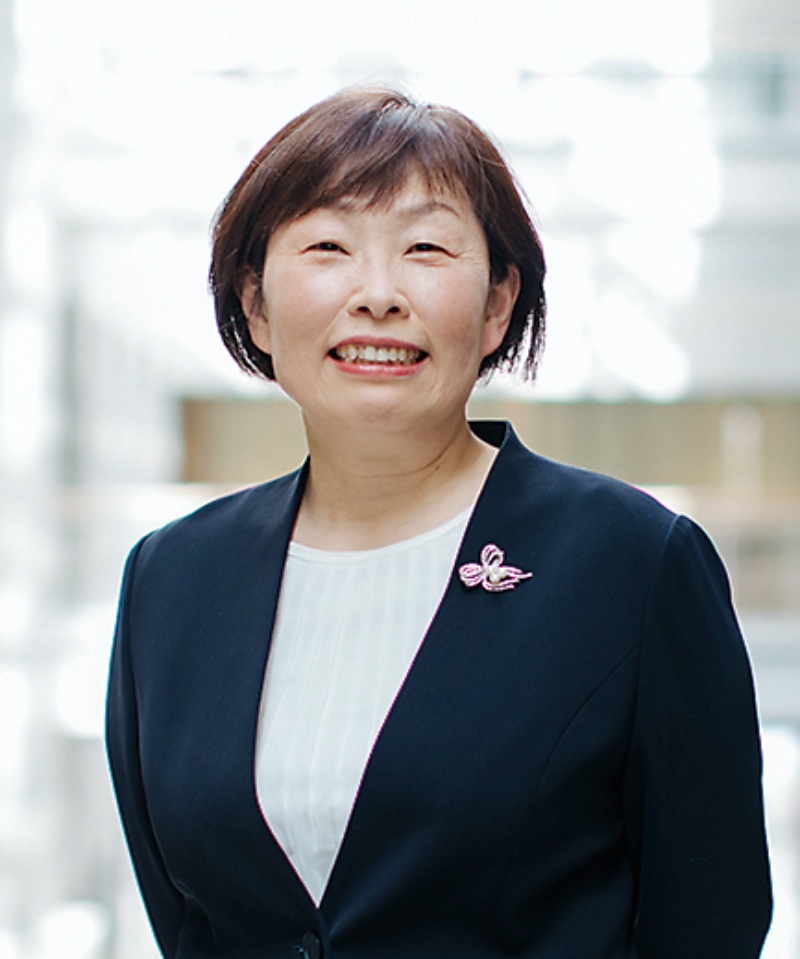 菅原よしえ教授