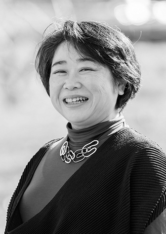 丹治 朋子