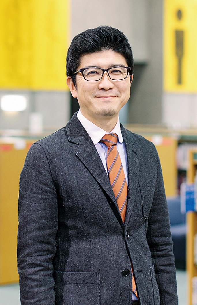 基盤教育群長 茅原拓朗教授