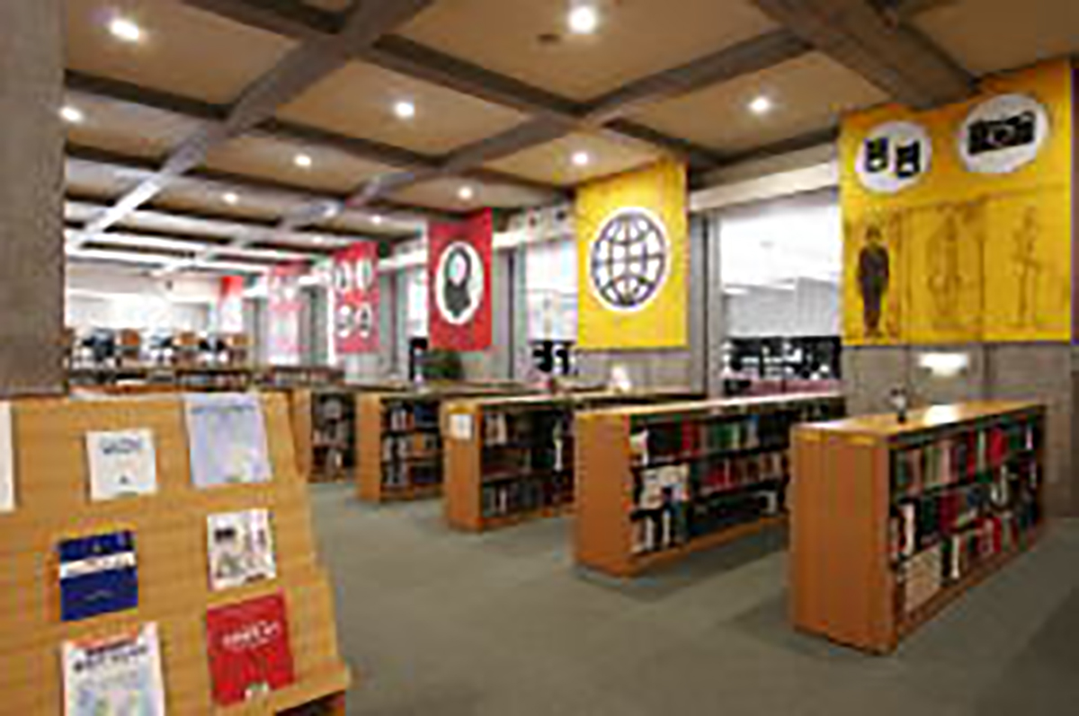 大和キャンパス図書館の画像